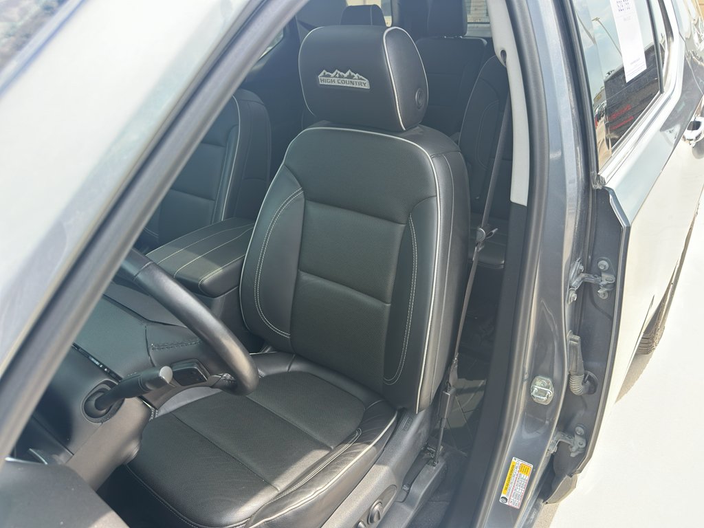 Used 2020 Satin Steel Metallic Chevrolet High Country image 29