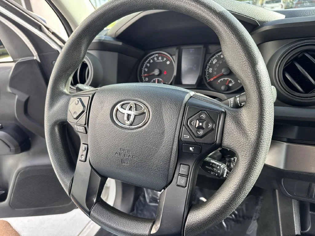 Used 2020 Super White Toyota SR image 51