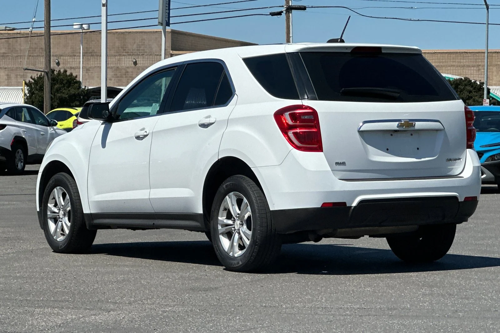 Used 2016 Summit White Chevrolet LS image 6