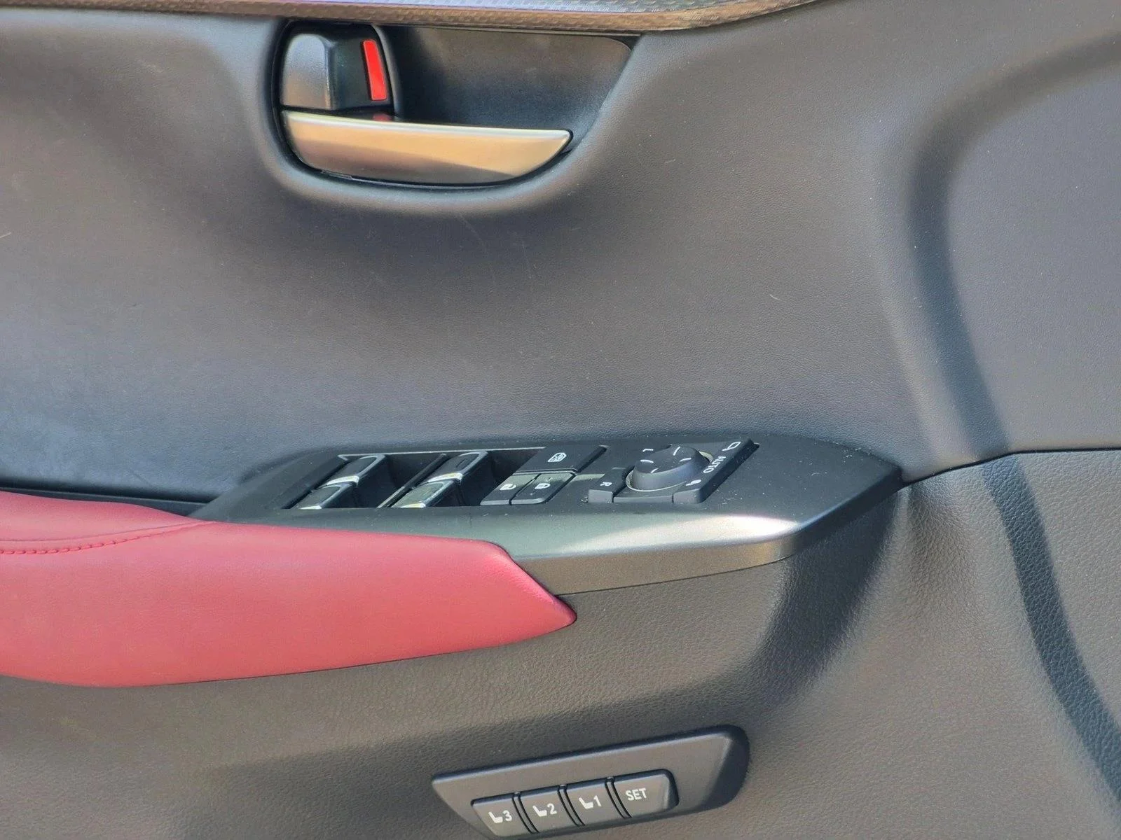 Certified Used 2020 Nebula Gray Pearl Lexus  image 2