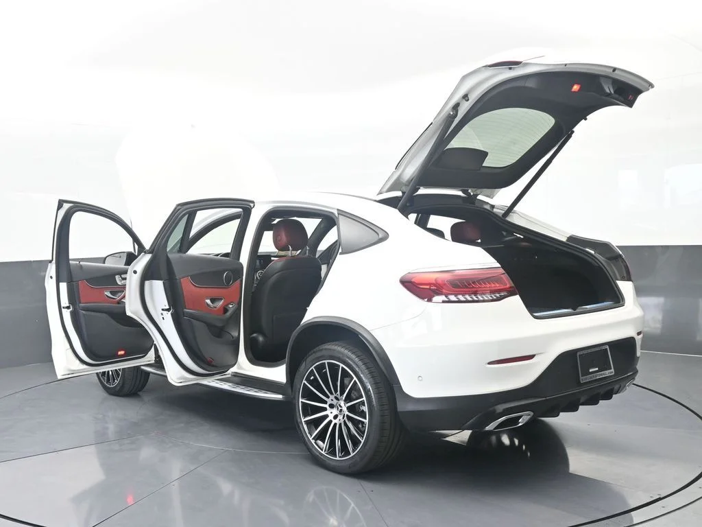 Used 2022 Diamond White Mercedes-Benz GLC 300 Coupe image 88