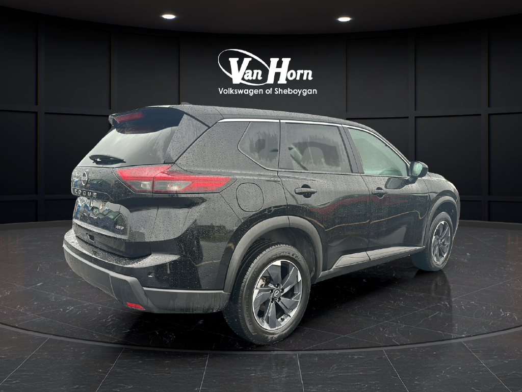 Used 2025 Super Black Nissan SV image 7