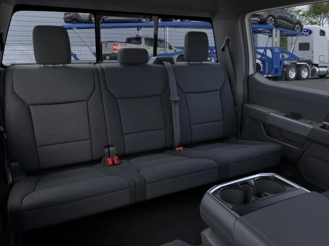 New 2026 Oxford White Ford XLT image 12