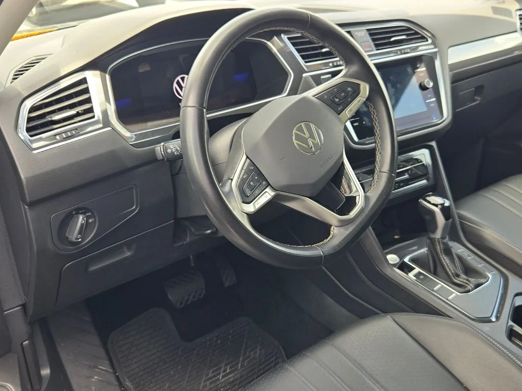 Certified Used 2024 Gray Volkswagen 2.0T SE image 9