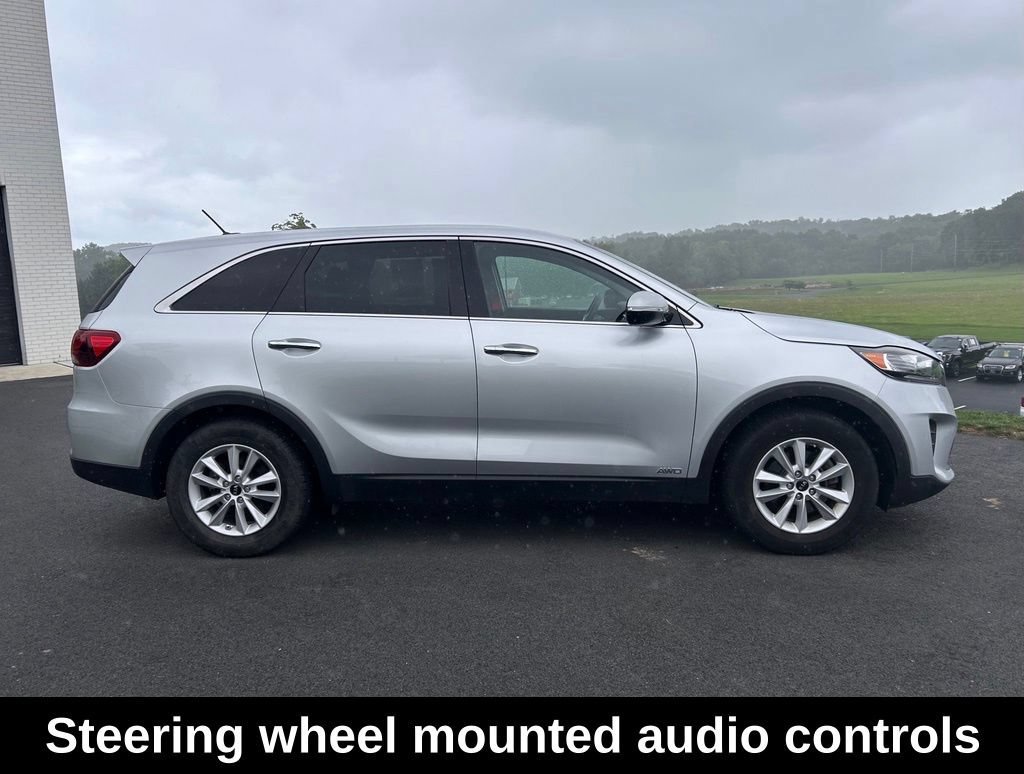 Used 2019 Silver Kia 3.3L LX image 11