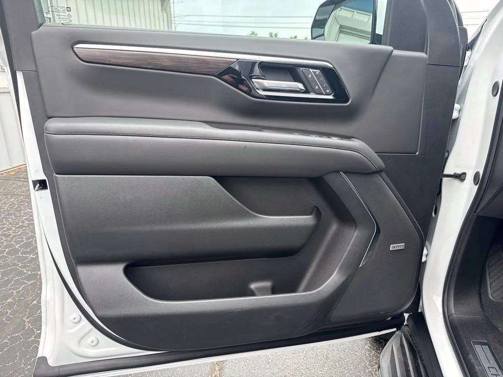 2026 Chevrolet Tahoe LT - Photo 14