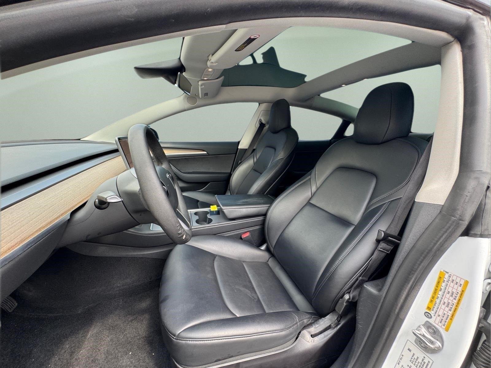 2022 Tesla Model 3 Long Range - Photo 20
