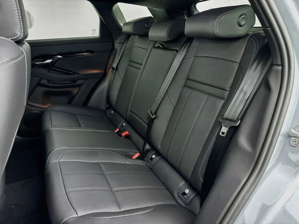 New 2026 Arroios Grey Land Rover Hoxton Edition image 25