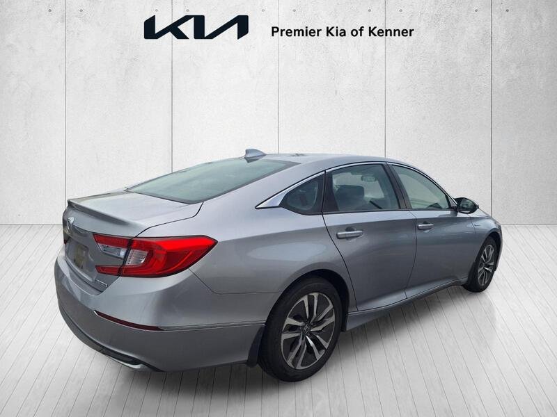 Used 2018  Honda EX image 4