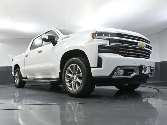 Used 2020 Beige Chevrolet High Country image 55
