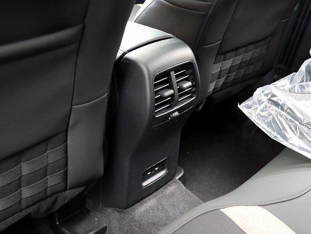 New 2026 Carbonized Gray Metallic Ford Big Bend® image 13
