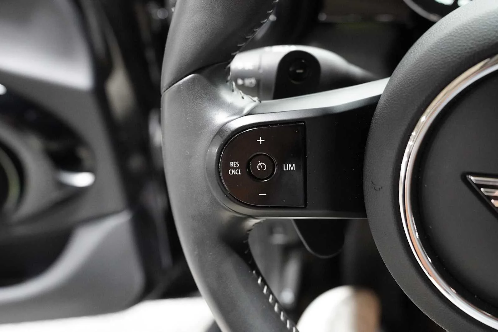 Used 2022 Midnight Black Metallic MINI Cooper S image 20
