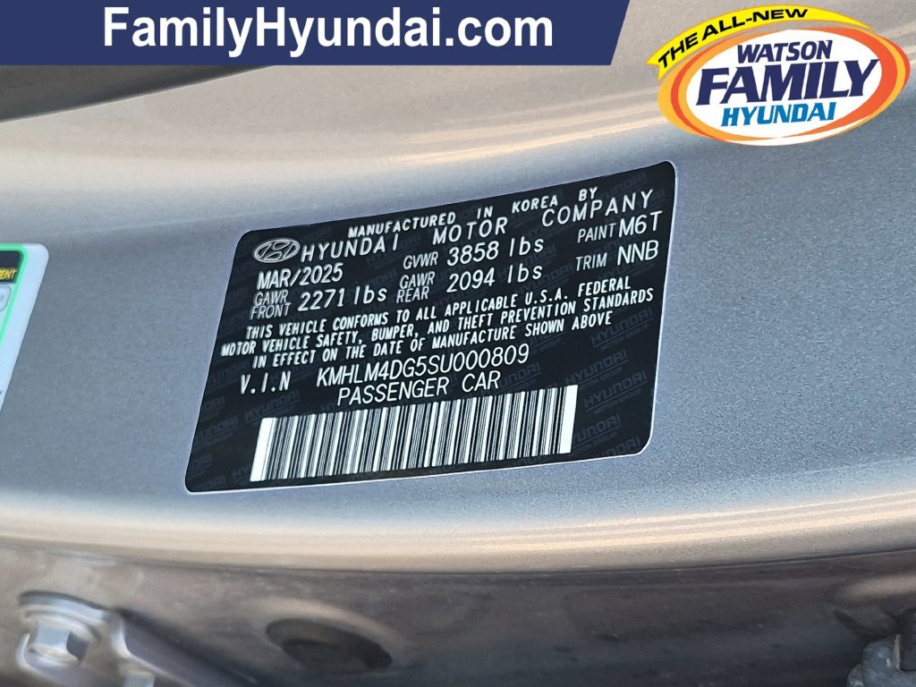 Certified Used 2025  Hyundai SEL Sport image 29