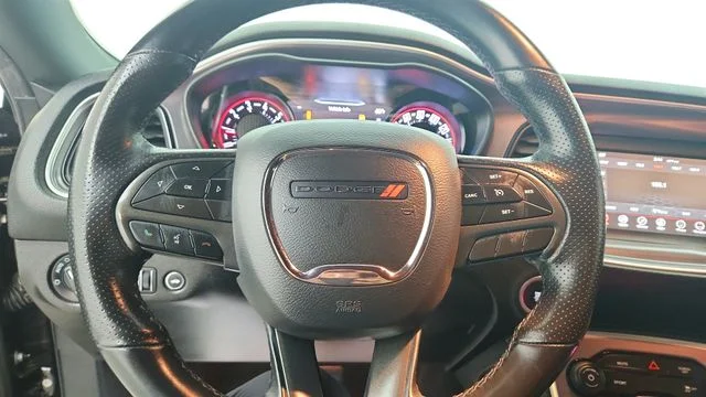 Used 2019 Black Dodge SXT image 20