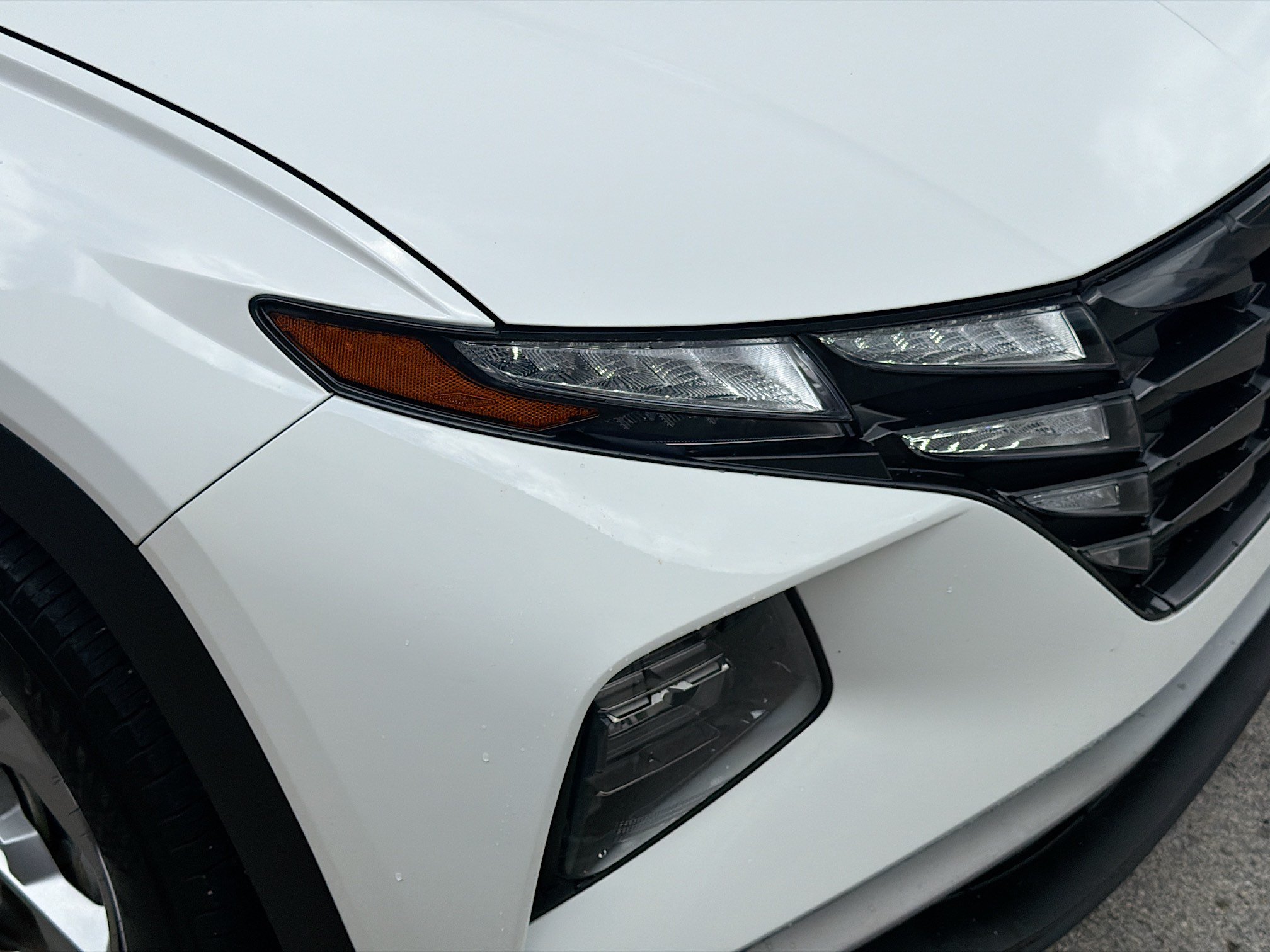 Used 2024 White Pearl Hyundai SE image 31