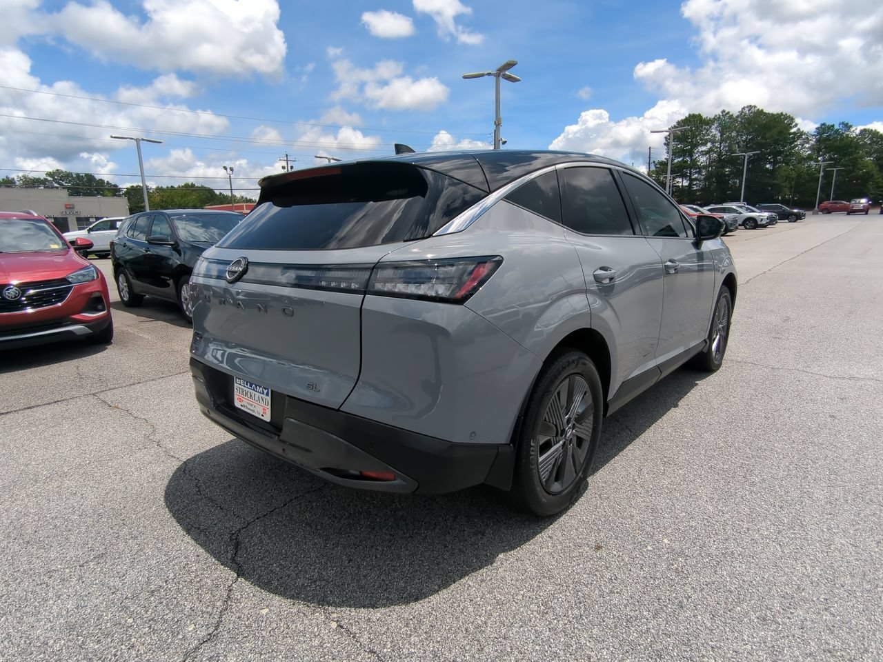 Used 2025 Gun Metallic [gray] Nissan SL image 4