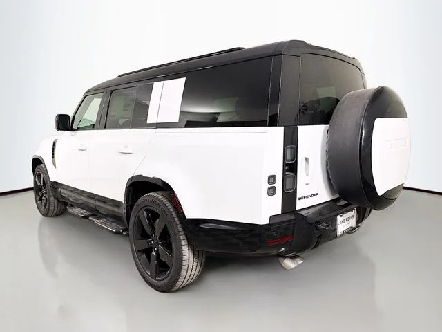 New 2026 Fuji White Land Rover V8 image 7