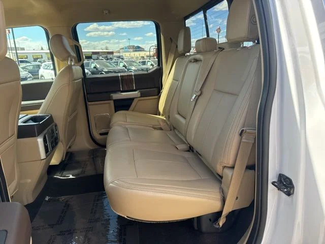 Used 2018 Oxford White Ford Lariat image 21