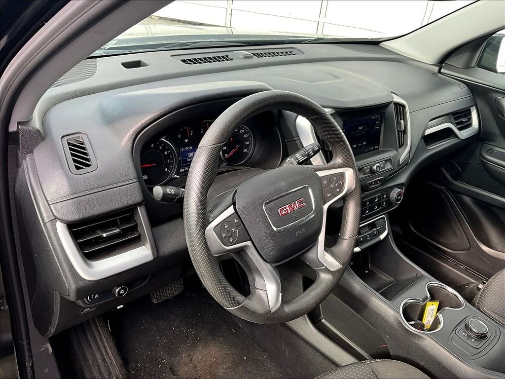 Used 2024 Ebony Twilight Metallic GMC SLE image 8