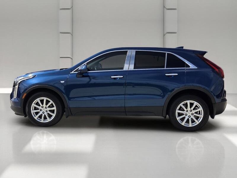 Used 2019 Atlantic Metallic CADILLAC FWD 4DR LUXURY image 2