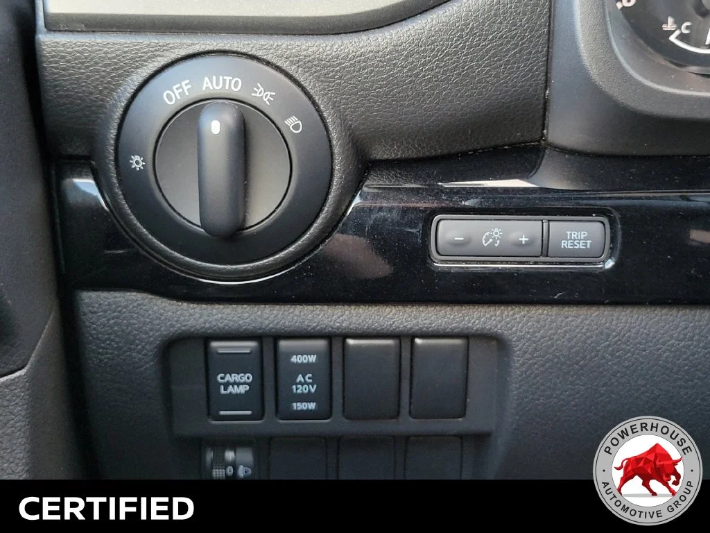 Used 2024 Gray Nissan SV image 27