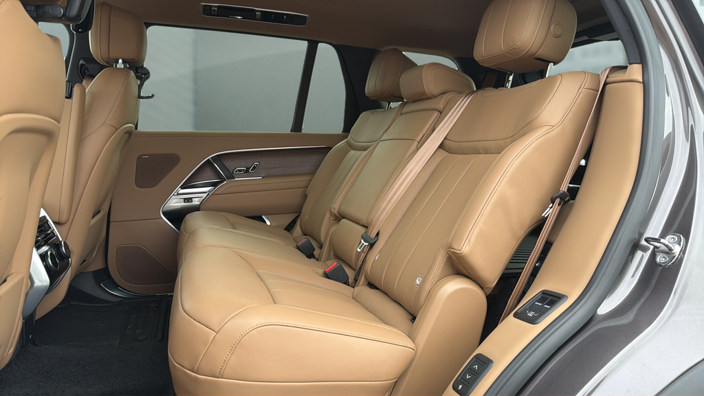 2026 Land Rover Range Rover SE - Photo 20
