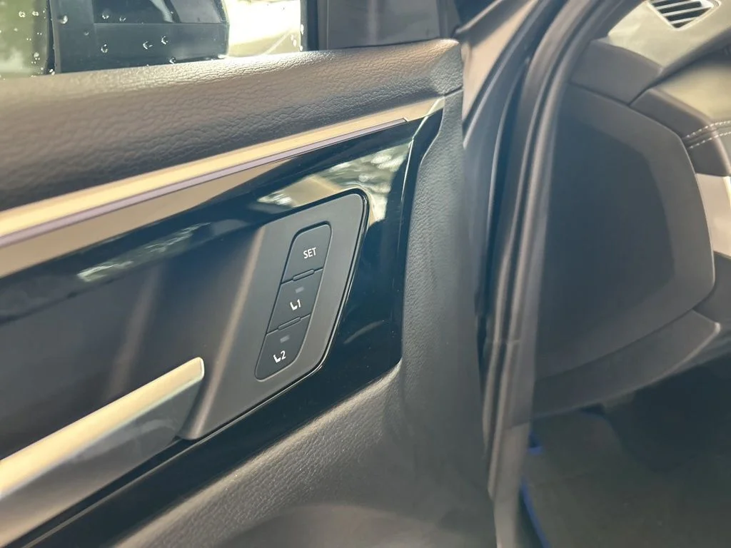 2025 Mitsubishi Outlander Plug-in Hybrid SEL Black Edition - Photo 43