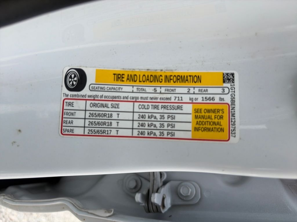 Used 2021 White GMC Elevation Standard image 30