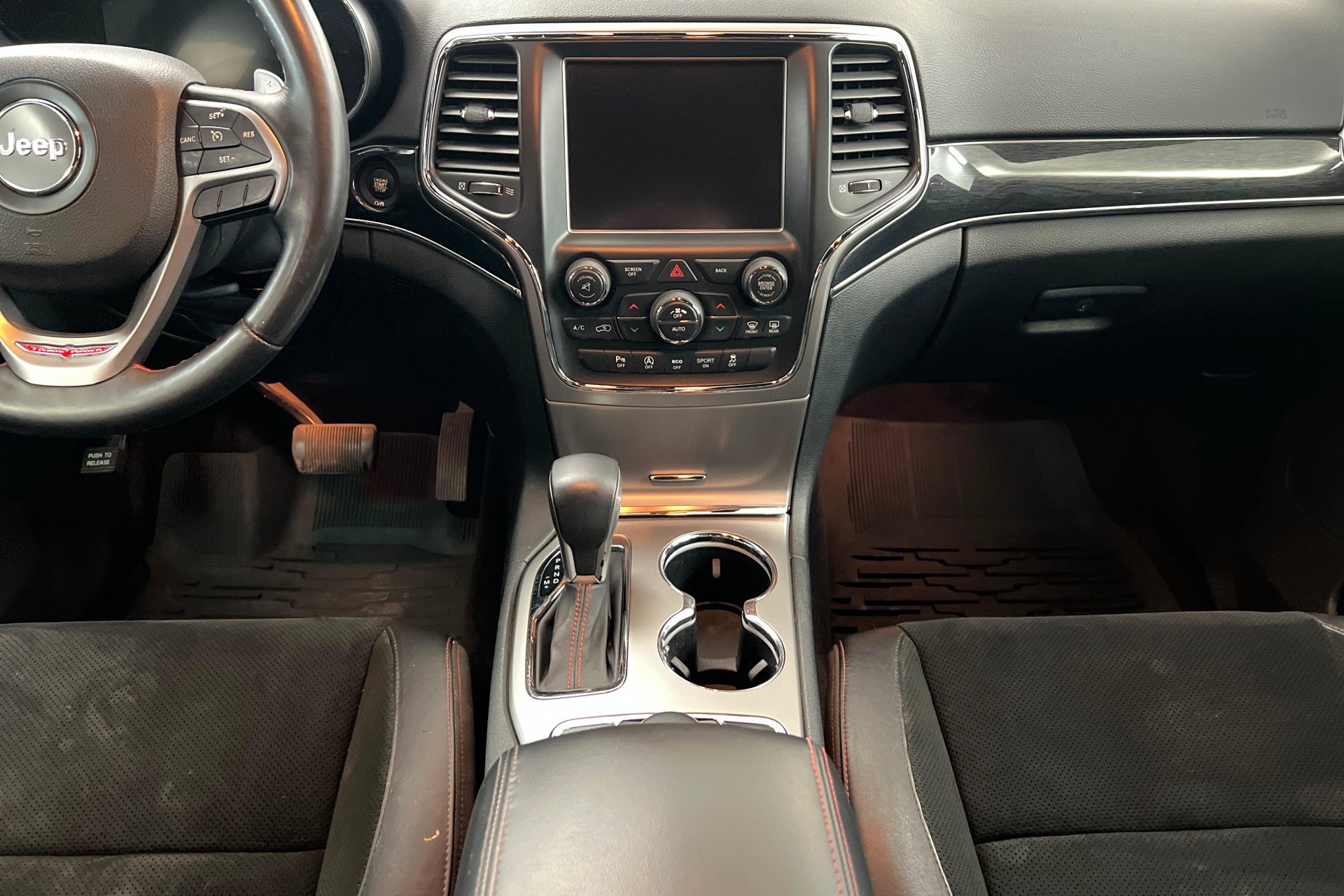 2017 Jeep Grand Cherokee Trailhawk - Photo 14