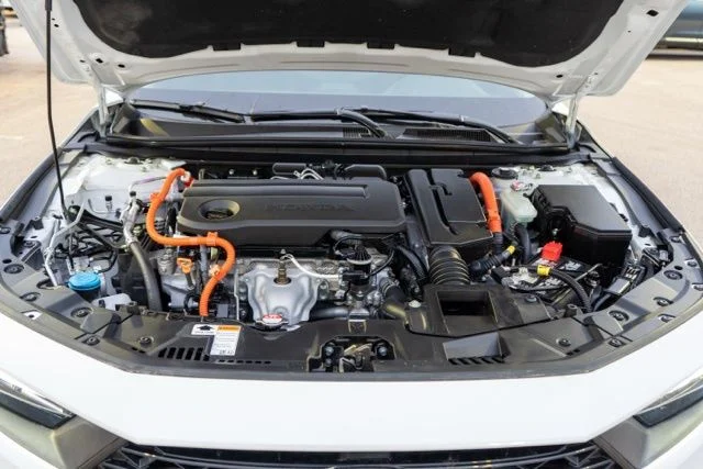 Used 2025 White Honda EX-L image 27