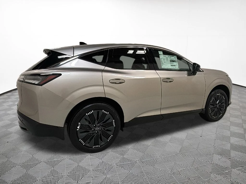 New 2026 Gold Nissan Platinum image 9