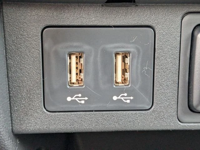 New 2027 Gray Mitsubishi 2.0 LE image 25