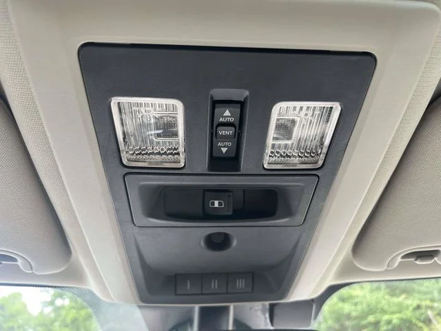 Used 2018 White Ram Laramie Longhorn image 34