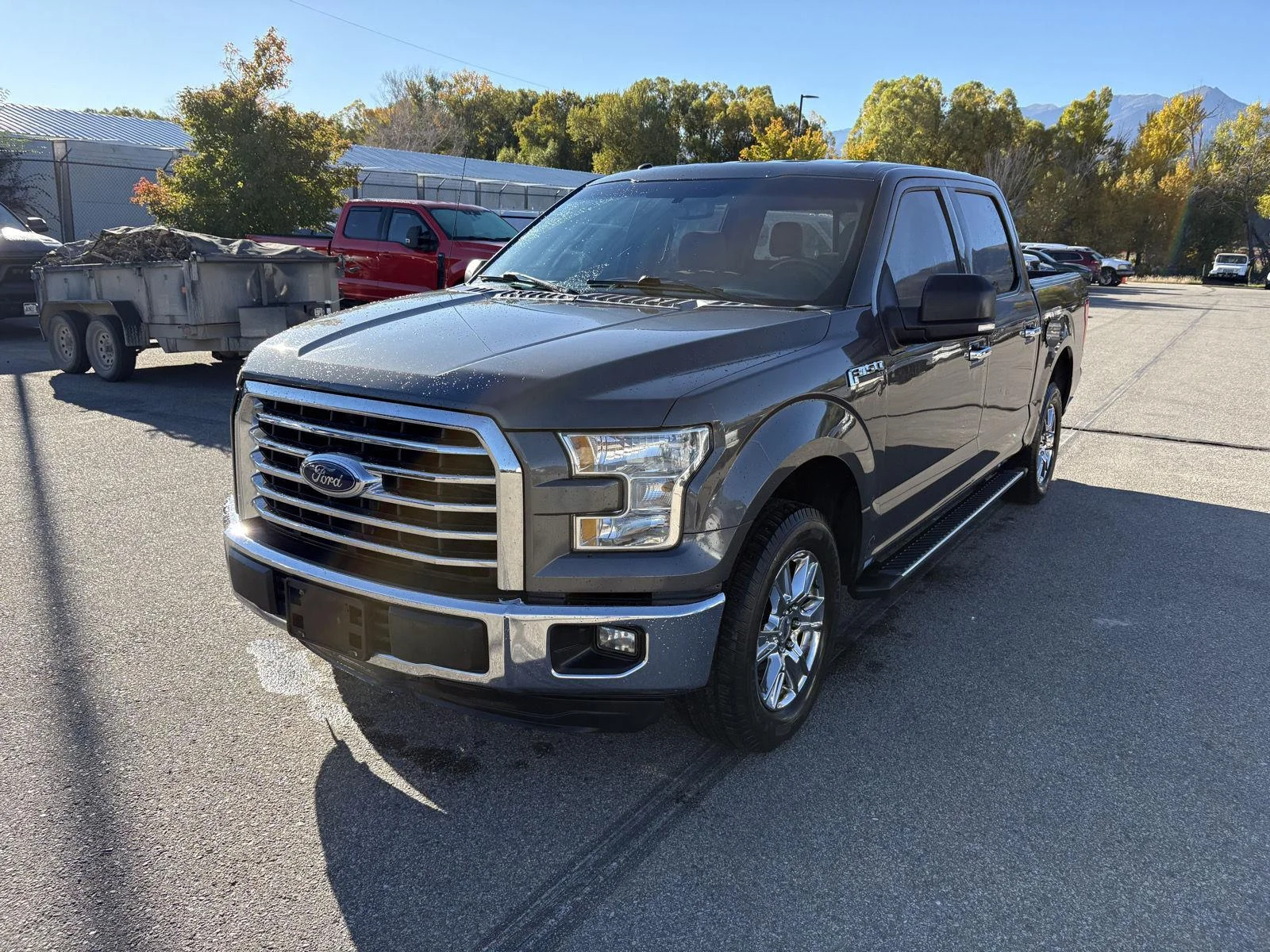 Used 2015 Magnetic Metallic Ford XLT image 1