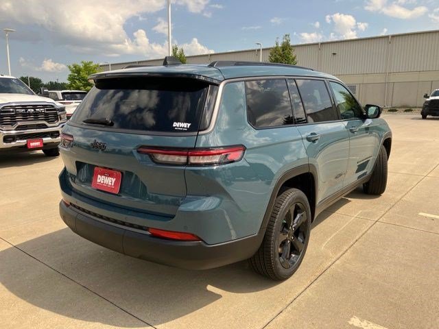 New 2026 Steel Blue Exterior Paint Jeep Limited image 5