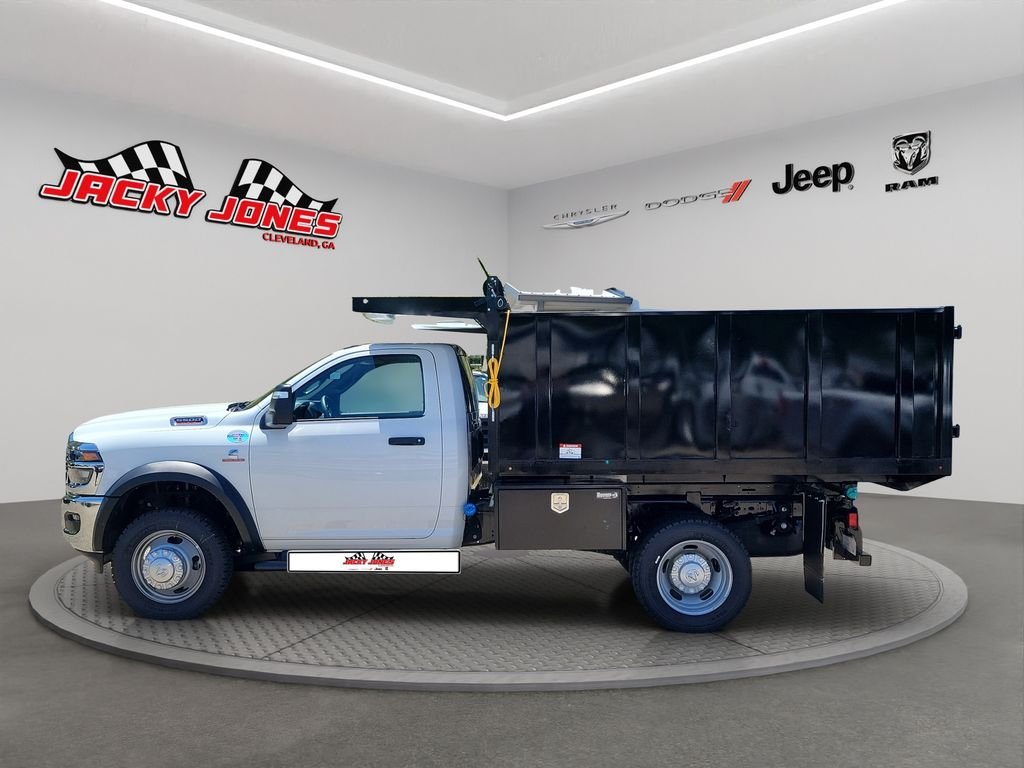 New 2026 Bright White Clear-Coat Exterior Paint RAM Tradesman image 3