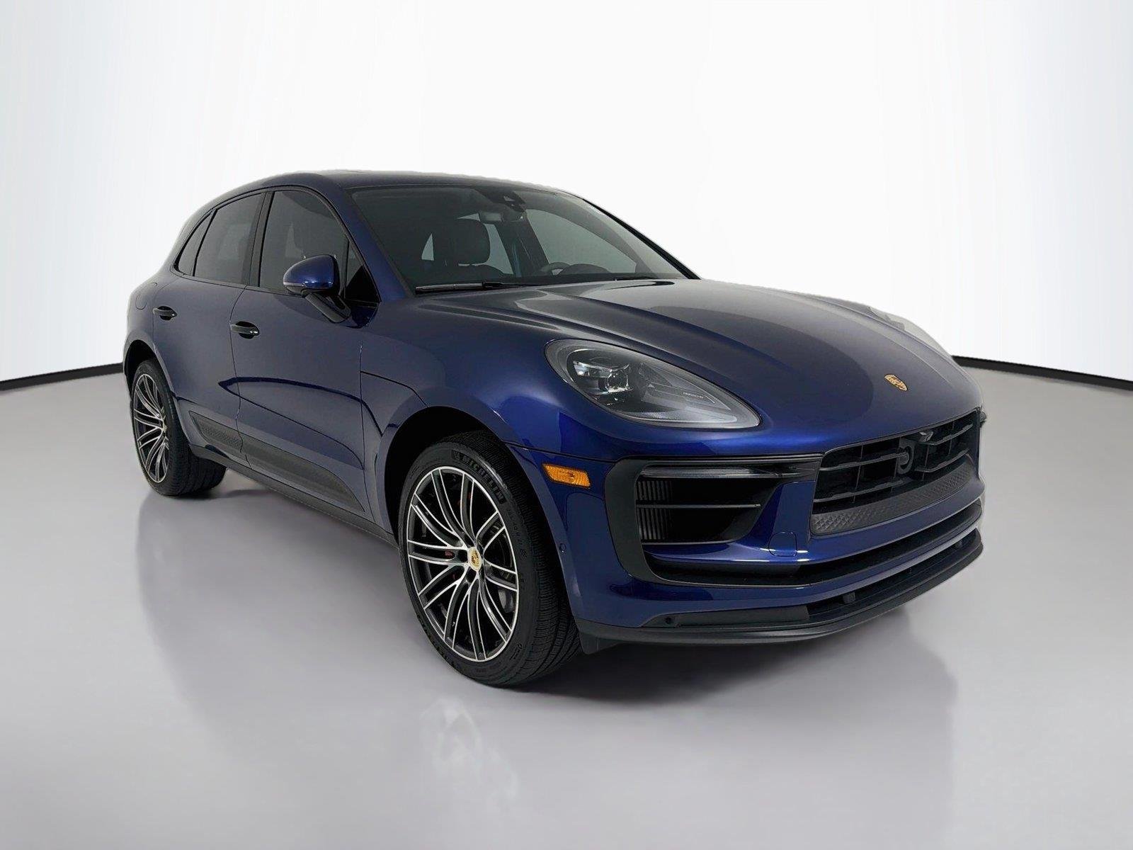 Used 2023 Gentian Blue Metallic Porsche S image 31