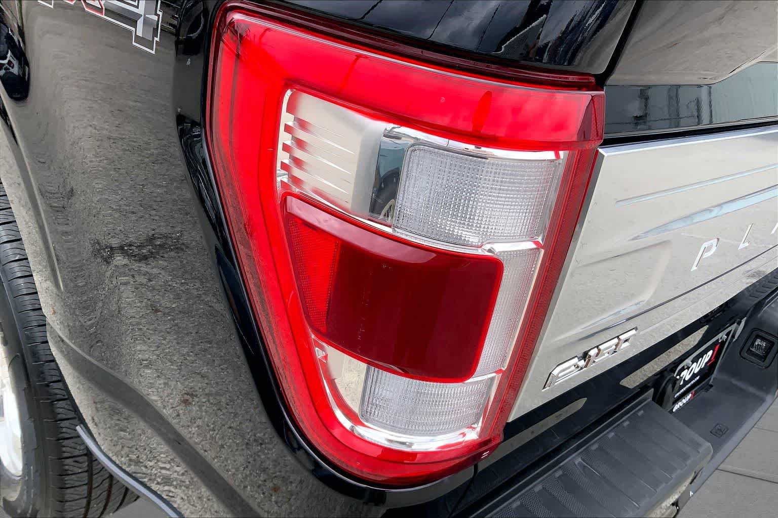 Used 2023 Agate Black Ford Platinum image 29