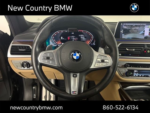 Used 2022 Black Sapphire Metallic BMW 750i xDrive image 14