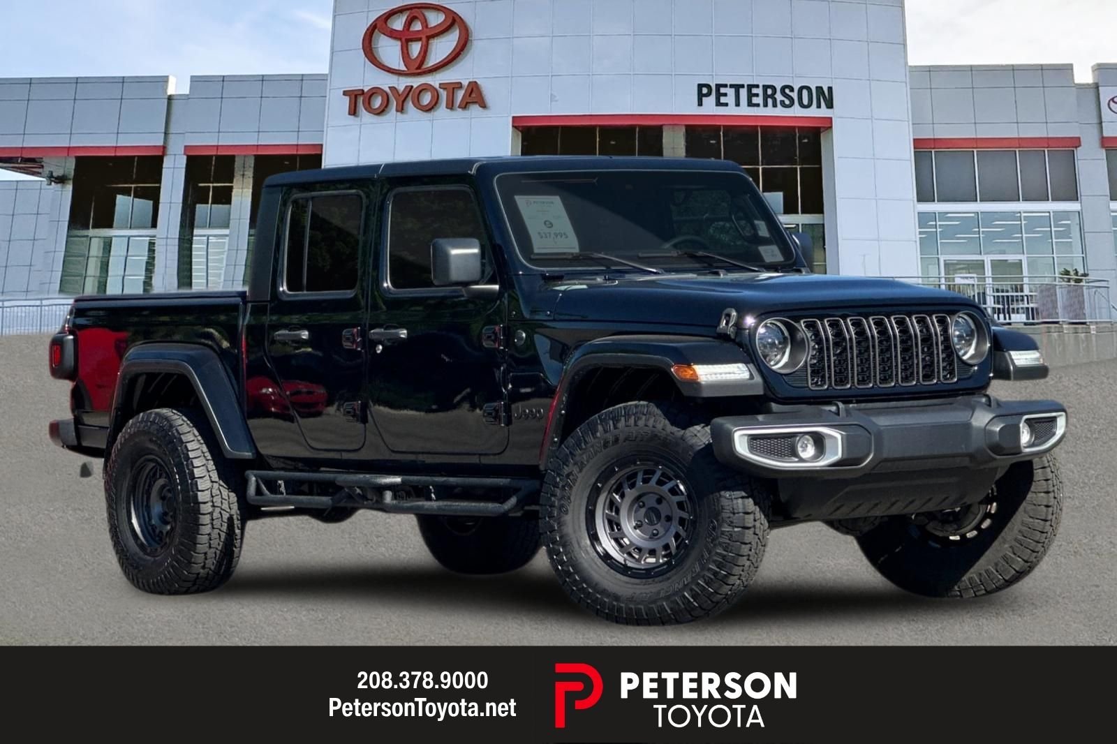 2024 Jeep Gladiator Sport S's photo