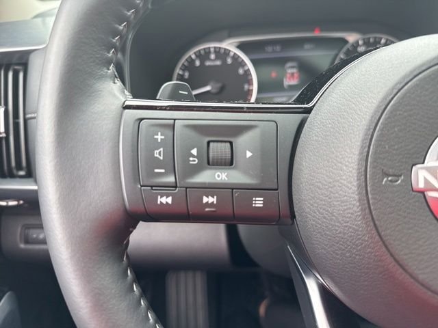 Used 2025 Gray Nissan SL image 32