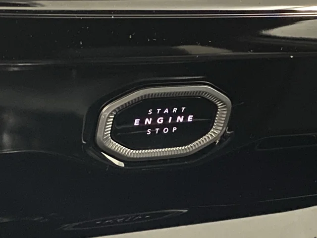 New 2026 Baltic Gray Metallic Clearcoat Jeep Altitude image 29
