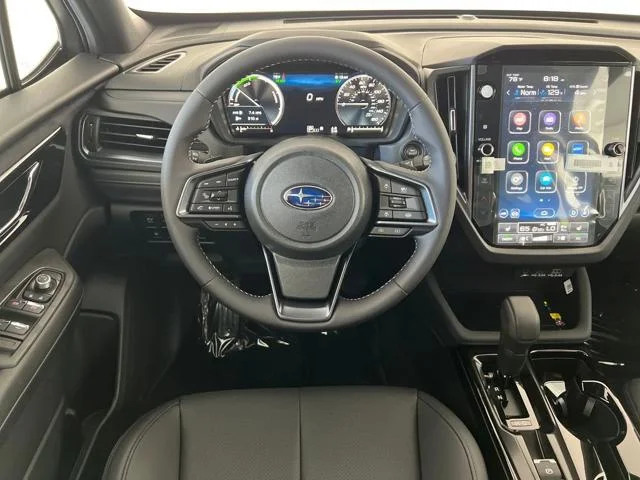 New 2026 CRYSTAL WHITE PEARL Subaru Limited Hybrid image 15