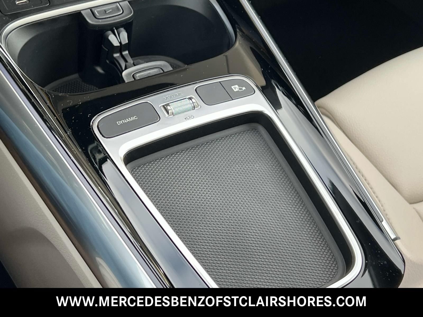 New 2026 Mountain Grey Metallic Mercedes-Benz GLA 250 image 30