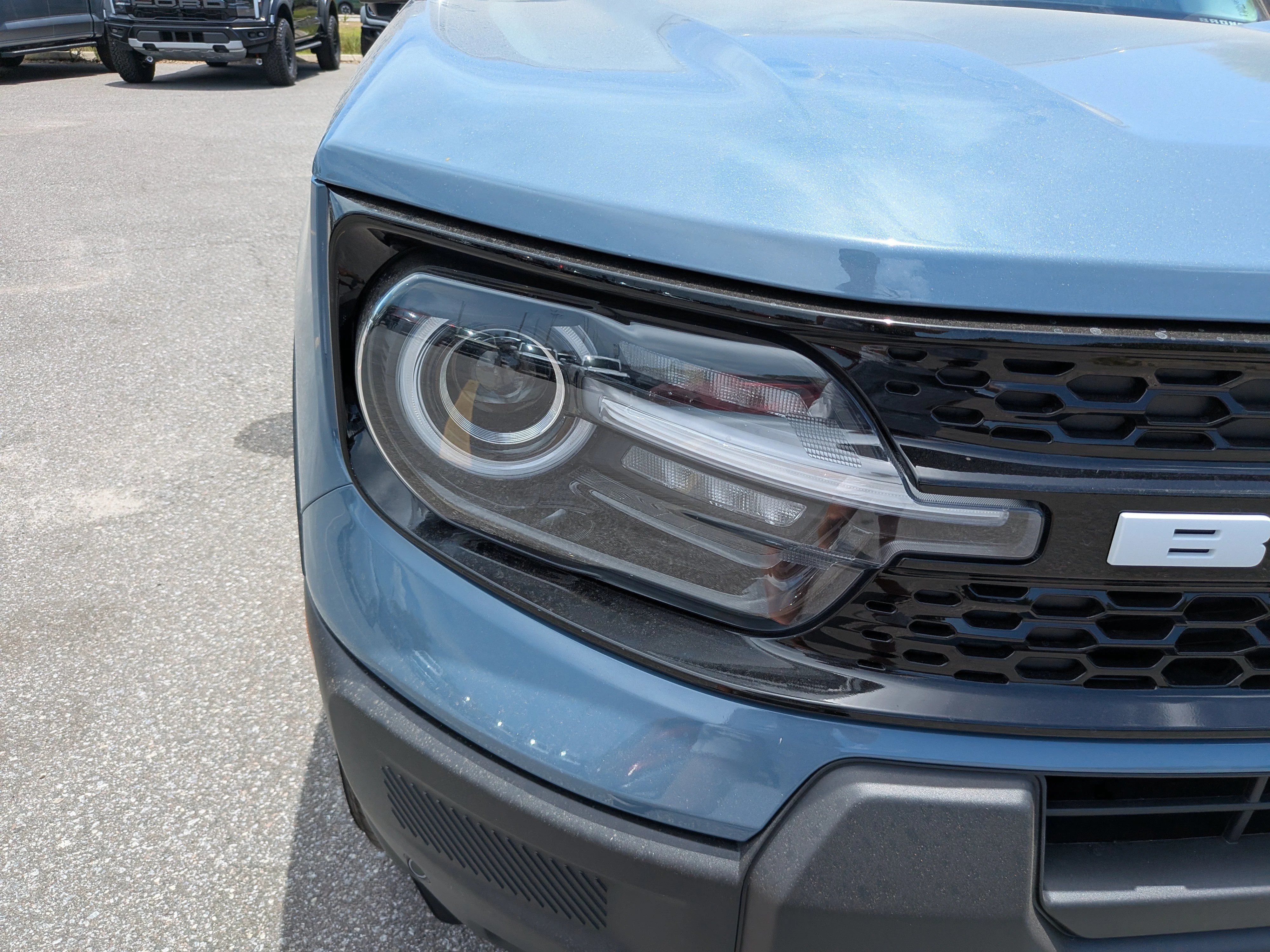 New 2026 Azure Gray Metallic Tri-Coat Ford Outer Banks® image 9