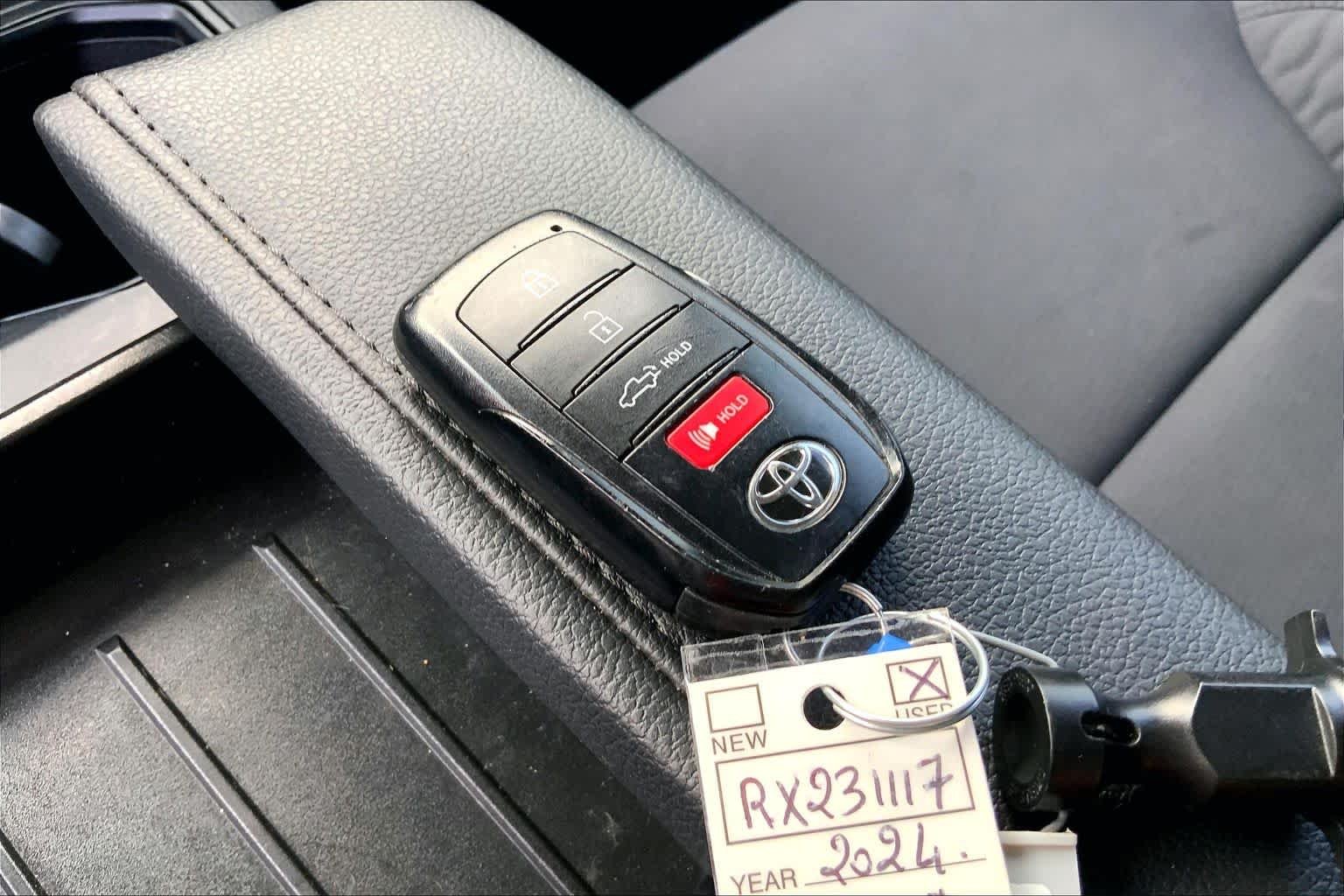 Used 2024 Ice Cap Toyota SR image 12