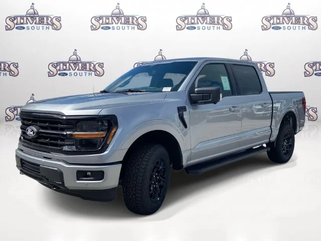 New 2026 Silver Ford XLT image 5