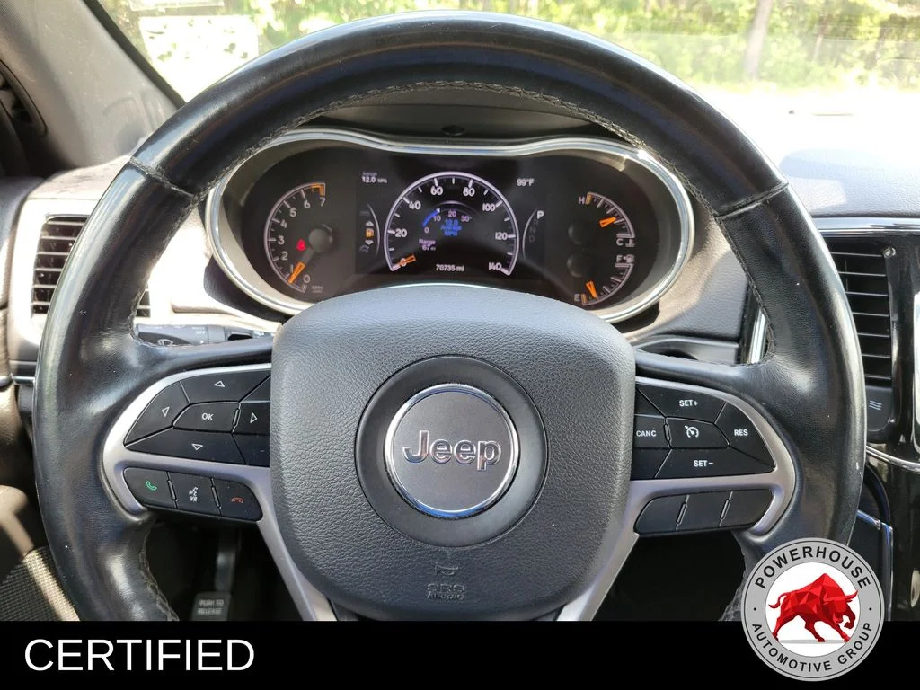 Used 2019 Silver Jeep Limited image 33