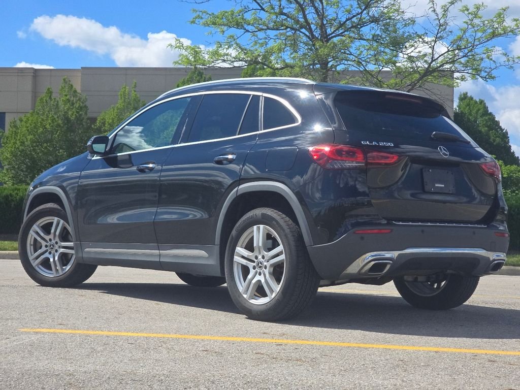 Certified Used 2022 Night Black Mercedes-Benz GLA 250 image 15