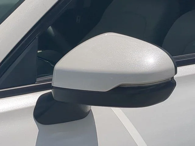 New 2027 Platinum White Pearl Honda EX-L image 10